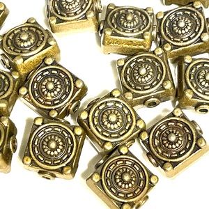 Lot of 20 Bronze Beads!!